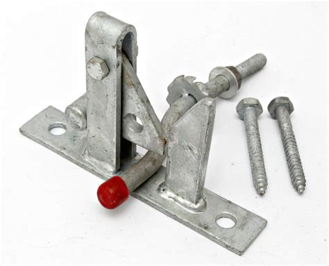 metal gate latches types